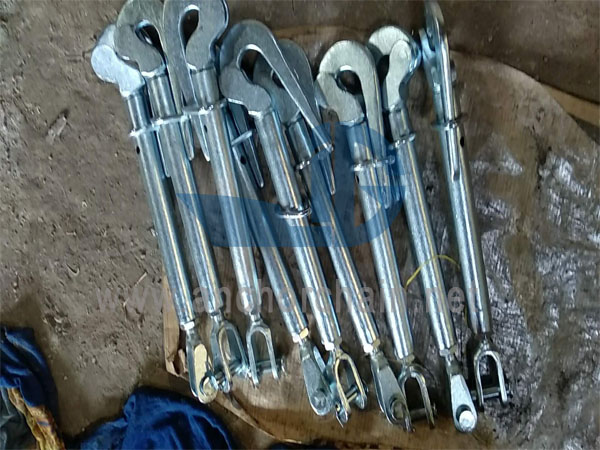 जहाजाच्या हेराफेरीसाठी CB3474 स्लिप-हुक टर्बकल